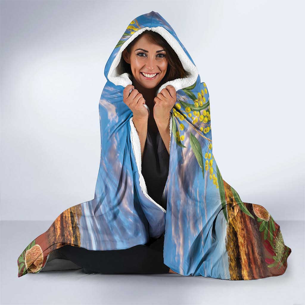 Australia Native Bird Uluru Ayers Rock Hooded Blanket