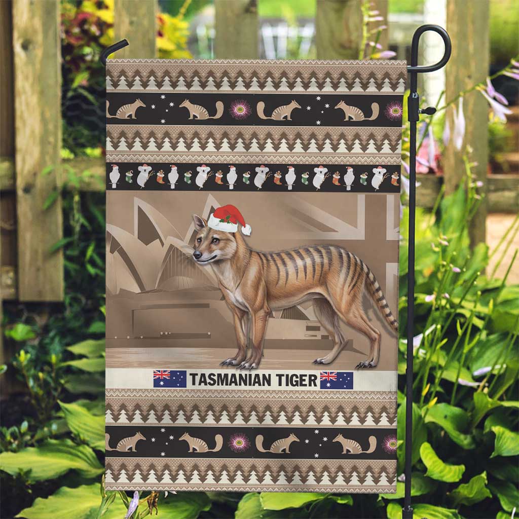 Aussie Tasmanian Tiger Garden Flag Merry Christmas - Vibe Hoodie Shop
