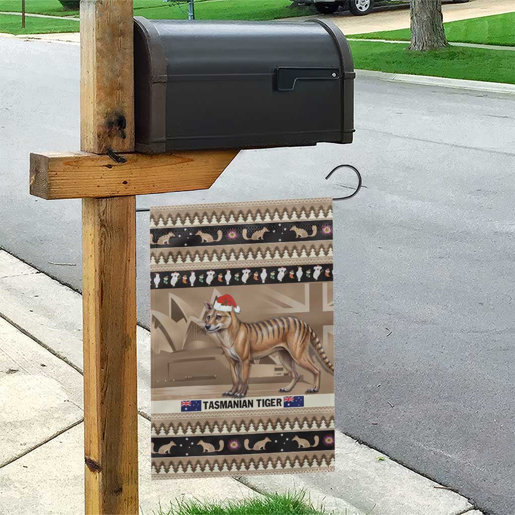 Aussie Tasmanian Tiger Garden Flag Merry Christmas - Vibe Hoodie Shop