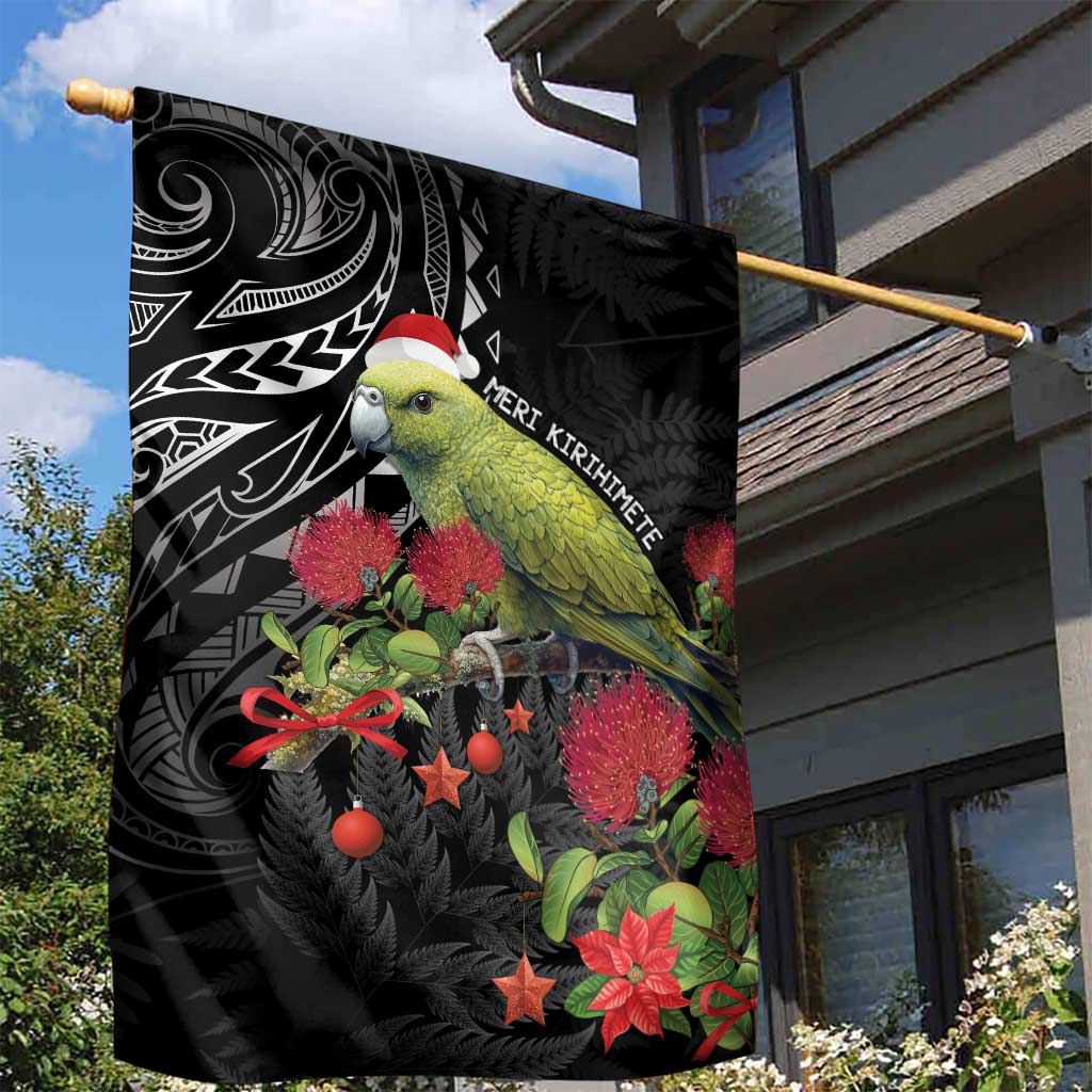 Meri Kirihimete Kakapo Garden Flag Black Silver Fern Christmas Vibe - Vibe Hoodie Shop