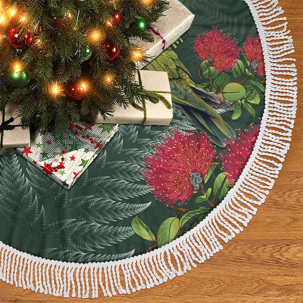 Meri Kirihimete Kakapo Tree Skirt Green Silver Fern Christmas Vibe