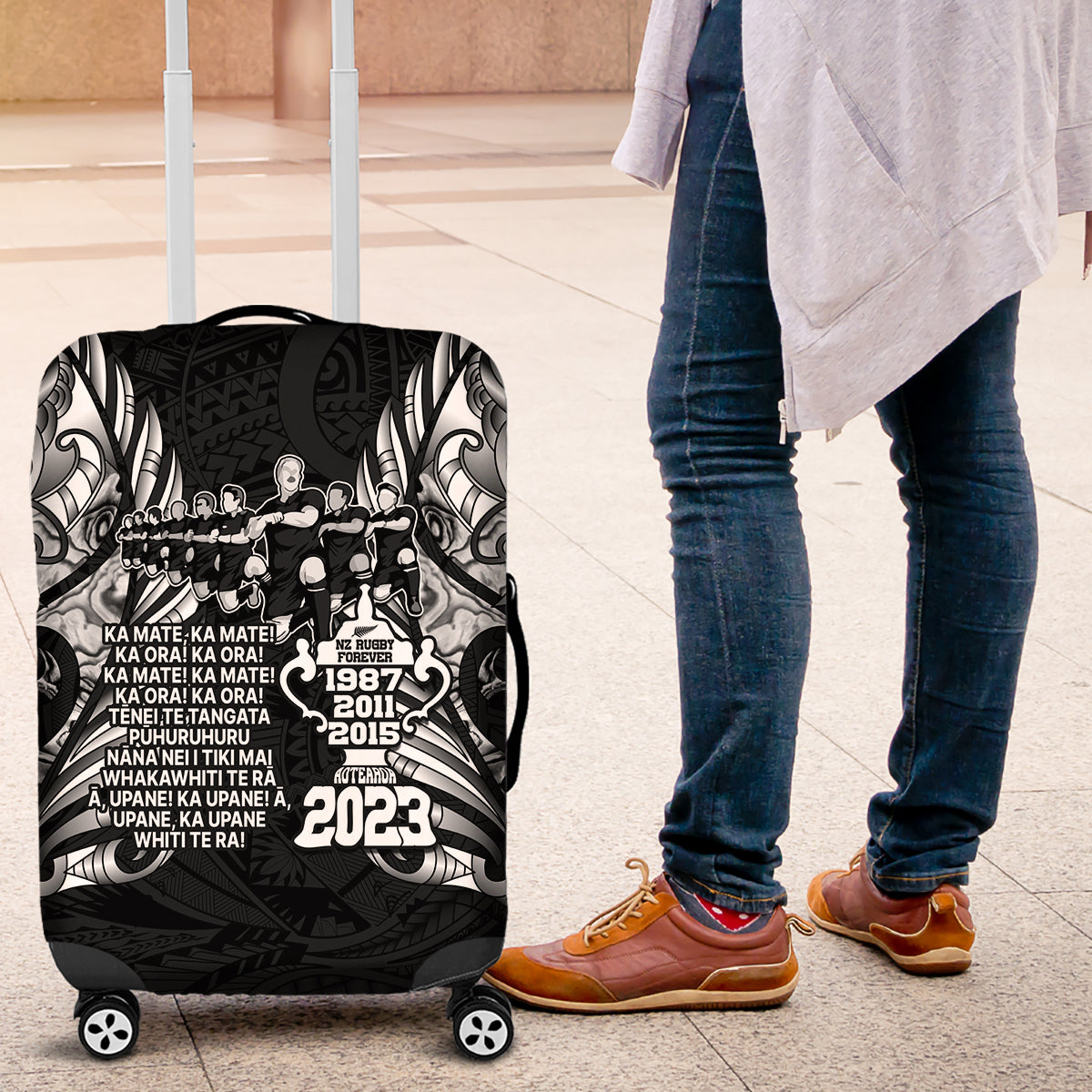 New Zealand Rugby Luggage Cover Black Haka Dance With NZ Champions History - Vibe Hoodie Shop