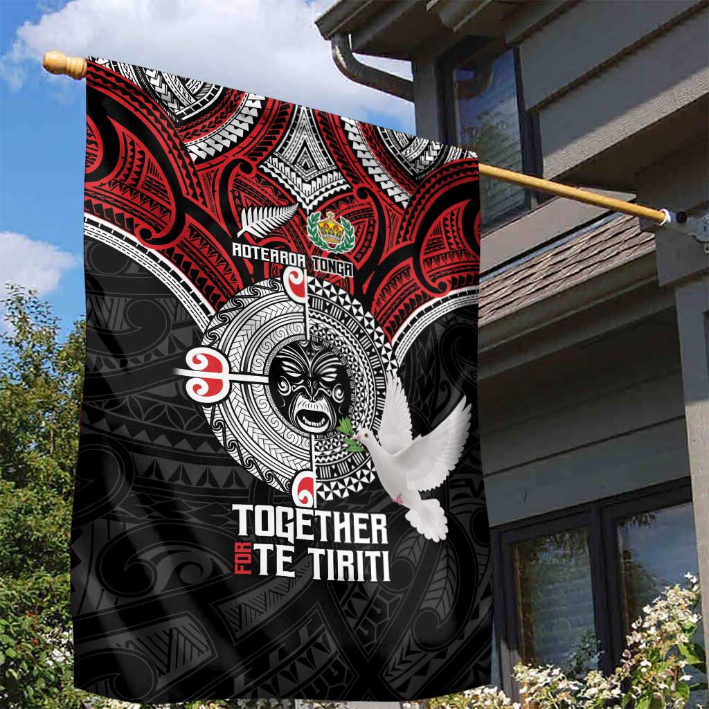 Aotearoa and Tonga Mo Te Tiriti Garden Flag New Zealand Honour The Treaty Ake!Ake!Ake! - Vibe Hoodie Shop