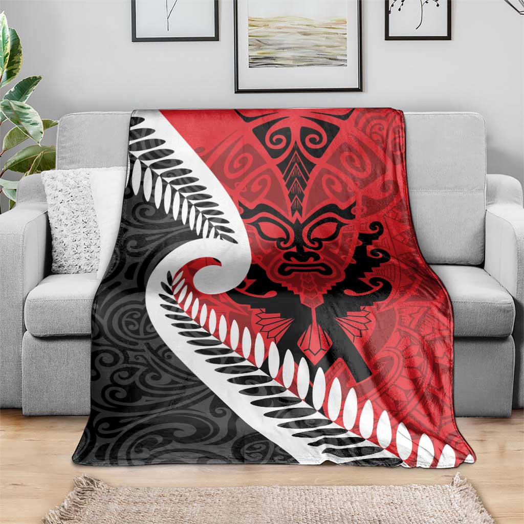 Silver Fern Koru Swirls with Maori Ta Moko Blanket - Vibe Hoodie Shop