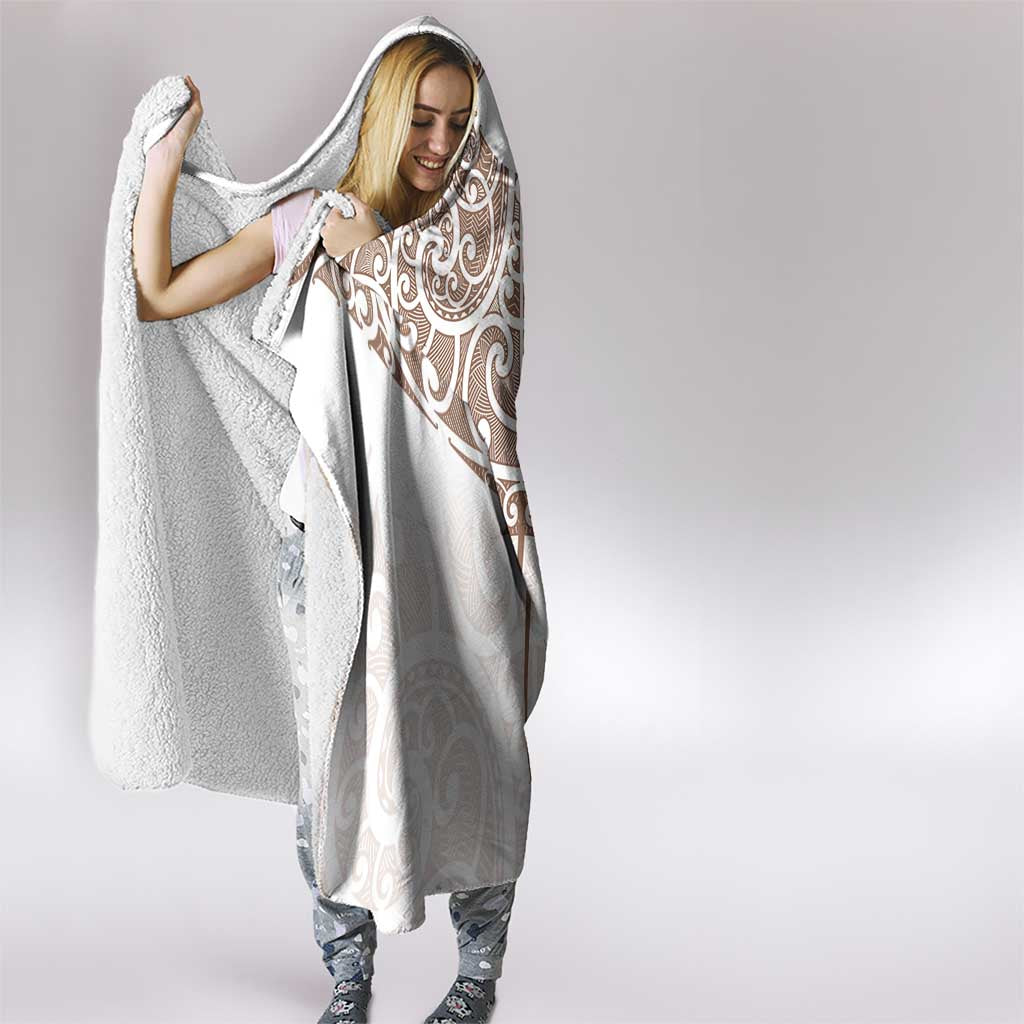 New Zealand Manta Ray Tattoo Hooded Blanket Aotearoa Maori Haehae Beige - Vibe Hoodie