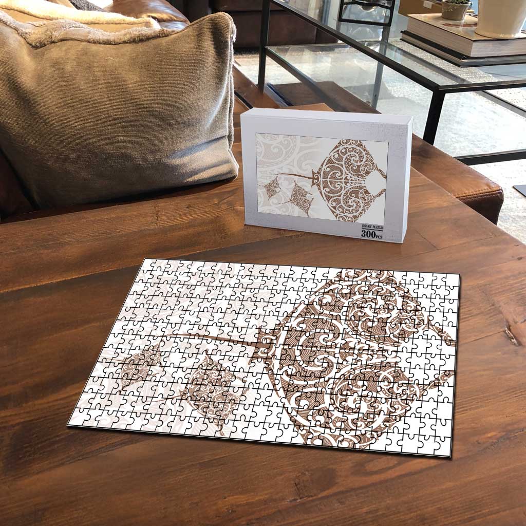 New Zealand Manta Ray Tattoo Puzzle Aotearoa Maori Haehae Beige - Vibe Hoodie