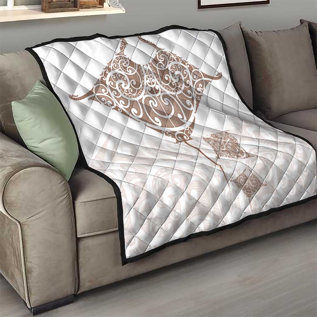 New Zealand Manta Ray Tattoo Quilt Aotearoa Maori Haehae Beige - Vibe Hoodie