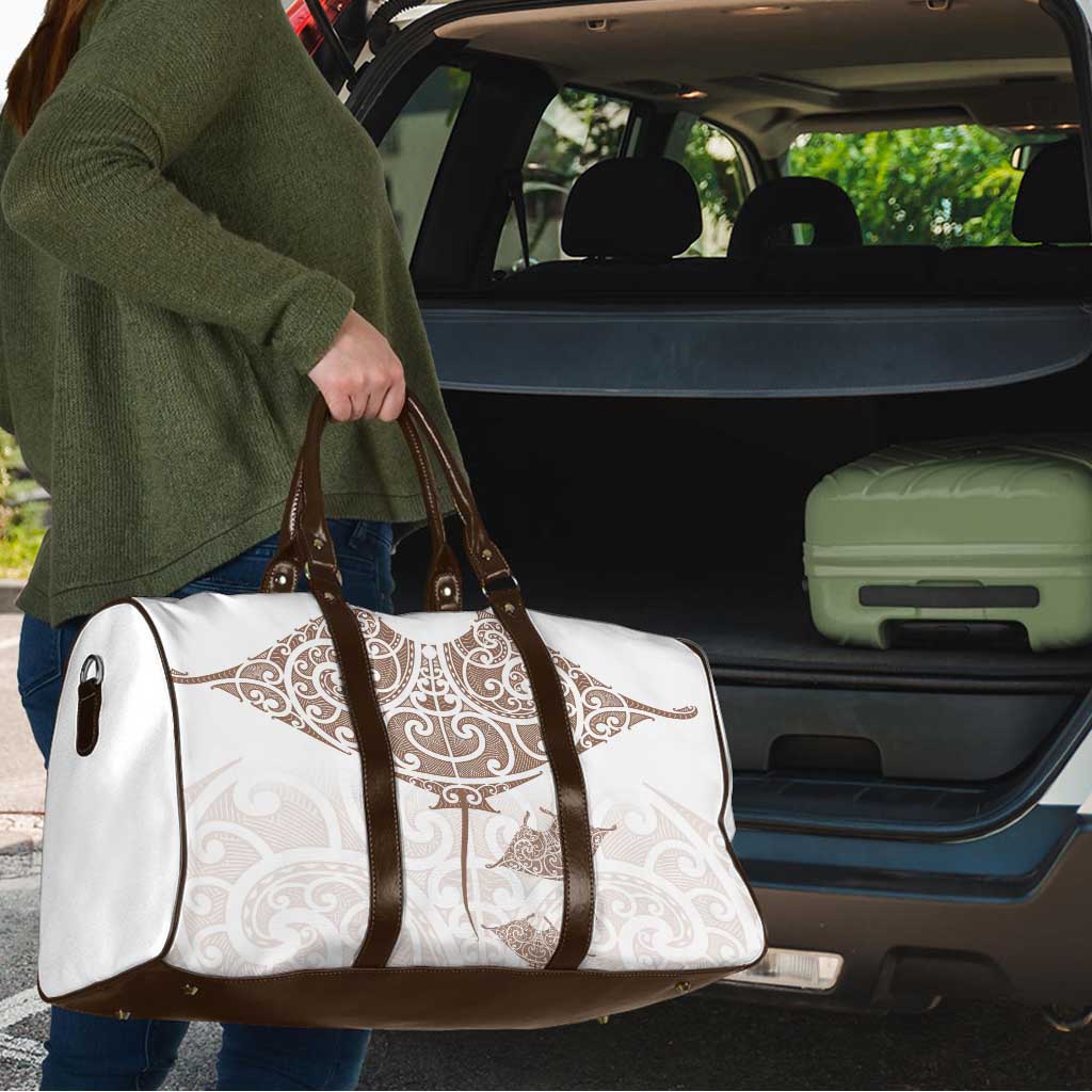 New Zealand Manta Ray Tattoo Travel Bag Aotearoa Maori Haehae Beige - Vibe Hoodie