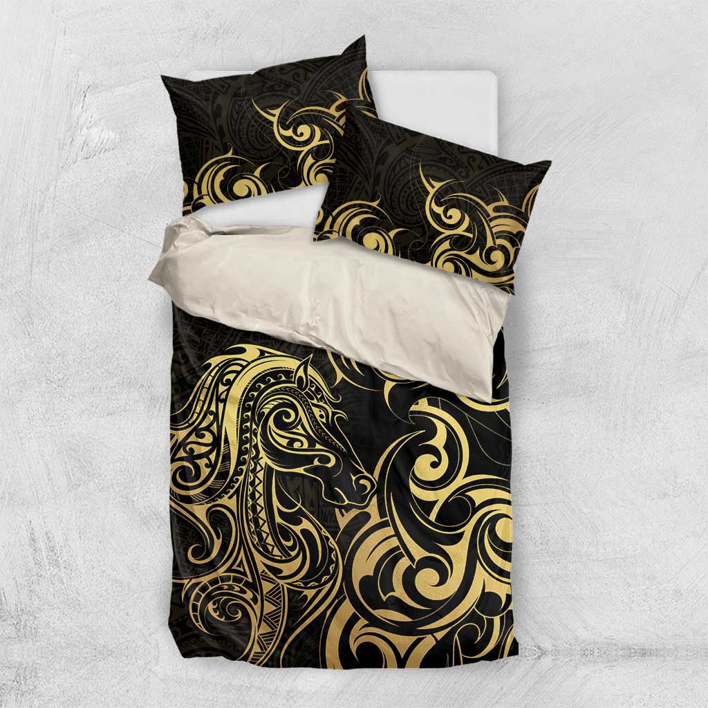 Gold And Black Aoteara Horse Racing Bedding Set NZ Maori Pattern - Vibe Hoodie Shop