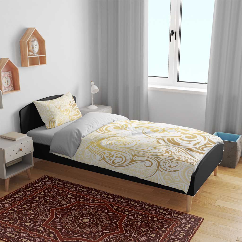 Gold And White Aoteara Horse Racing Bedding Set NZ Maori Pattern - Vibe Hoodie Shop