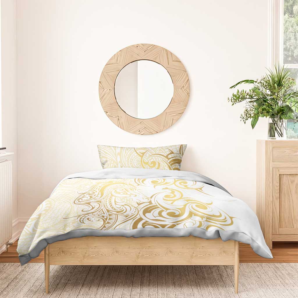 Gold And White Aoteara Horse Racing Bedding Set NZ Maori Pattern - Vibe Hoodie Shop