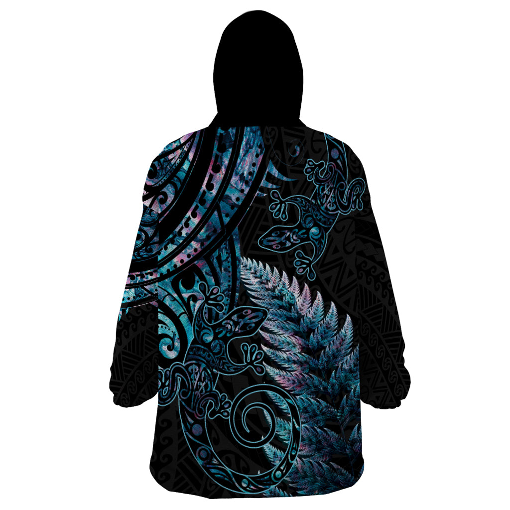 New Zealand Lizard Wearable Blanket Hoodie Silver Fern Aotearoa Maori With Paua Shell - Vibe Hoodie Shop