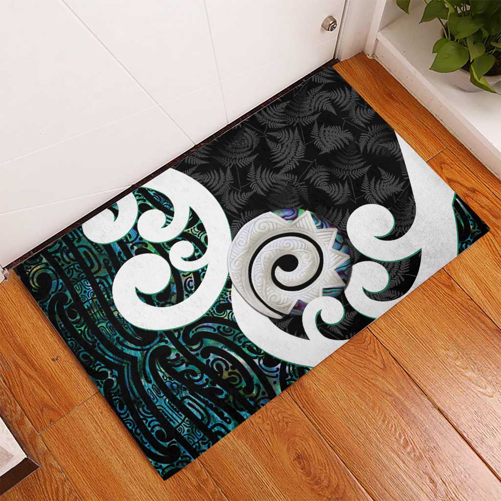 Aotearoa Koru Rubber Doormat Cyan Maori Paua Shell Mix Silver Fern