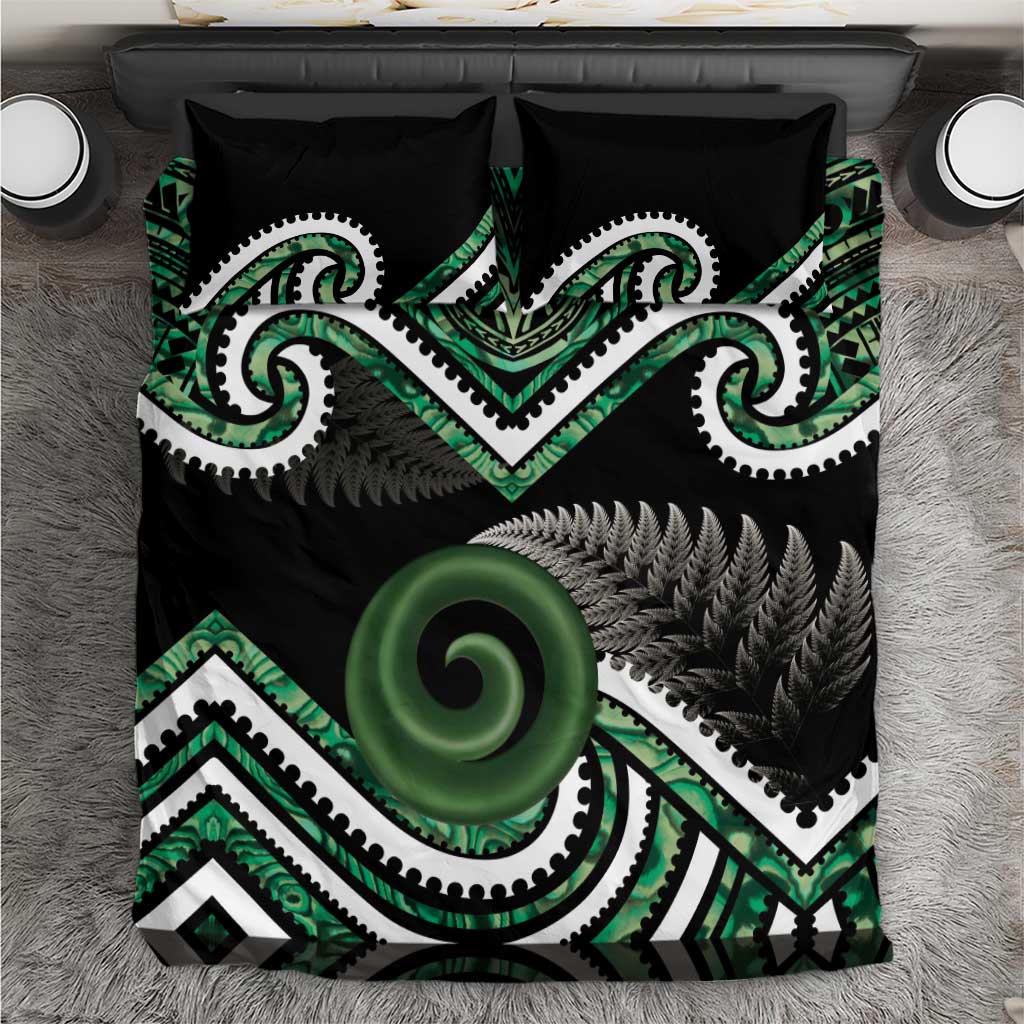 Koru Pounamu Aotearoa Bedding Set Maori Paua Shell Mix Silver Fern - Vibe Hoodie Shop