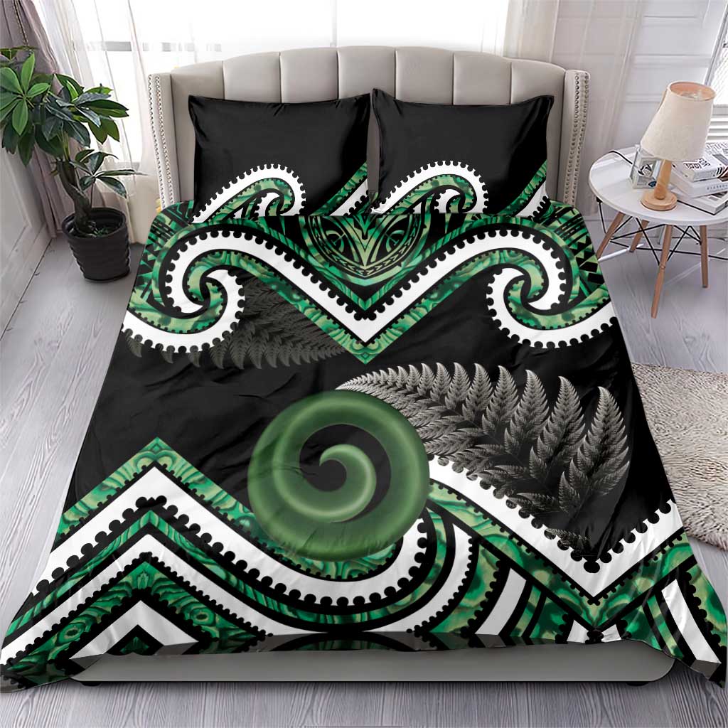 Koru Pounamu Aotearoa Bedding Set Maori Paua Shell Mix Silver Fern - Vibe Hoodie Shop