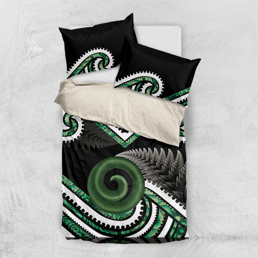 Koru Pounamu Aotearoa Bedding Set Maori Paua Shell Mix Silver Fern - Vibe Hoodie Shop