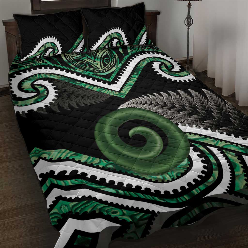 Koru Pounamu Aotearoa Quilt Bed Set Maori Paua Shell Mix Silver Fern - Vibe Hoodie Shop