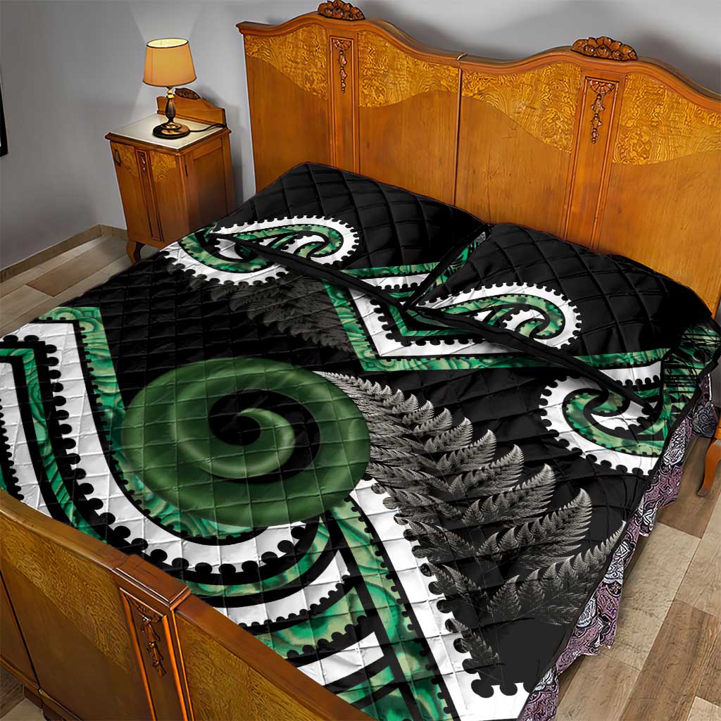 Koru Pounamu Aotearoa Quilt Bed Set Maori Paua Shell Mix Silver Fern - Vibe Hoodie Shop