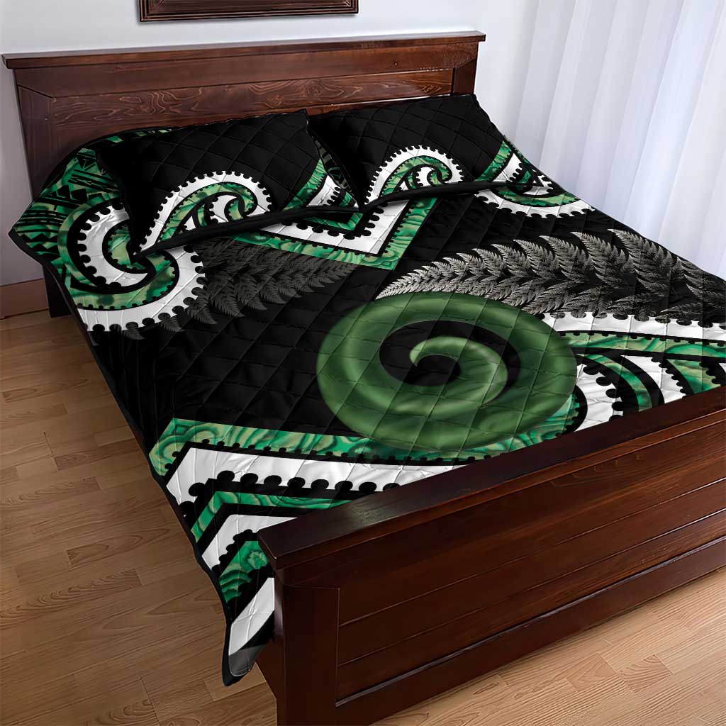 Koru Pounamu Aotearoa Quilt Bed Set Maori Paua Shell Mix Silver Fern - Vibe Hoodie Shop