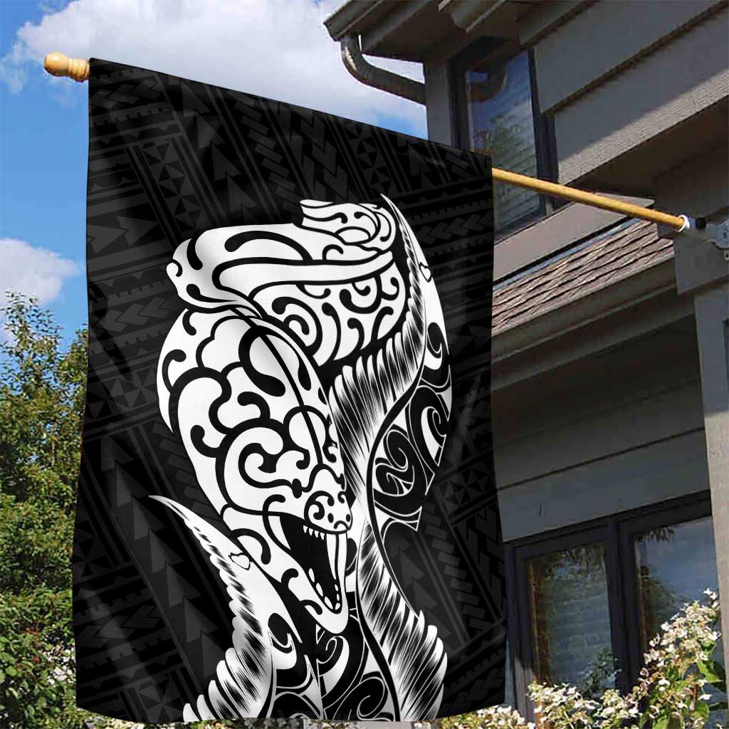 New Zealand Eel Garden Flag Tuna Aotearoa Maori Patten - Black - Vibe Hoodie Shop