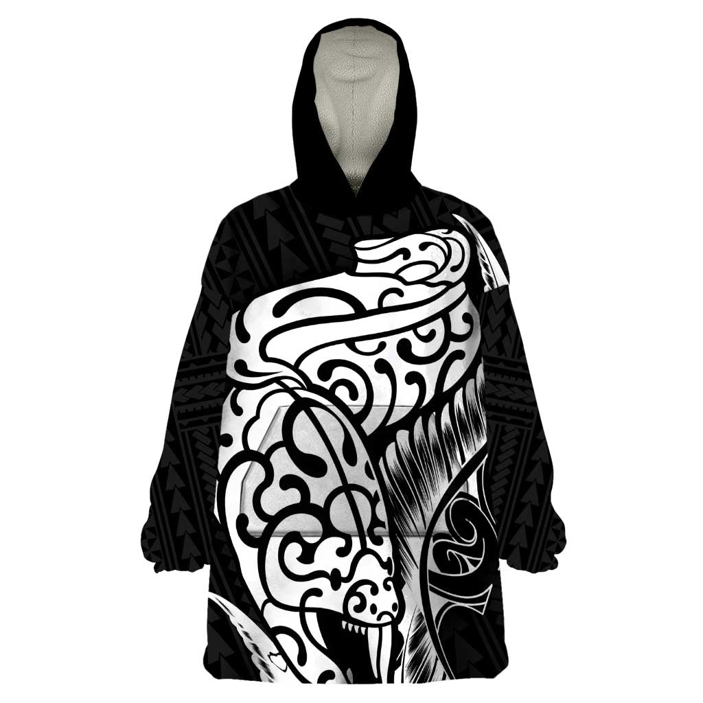 New Zealand Eel Wearable Blanket Hoodie Tuna Aotearoa Maori Patten - Black - Vibe Hoodie Shop