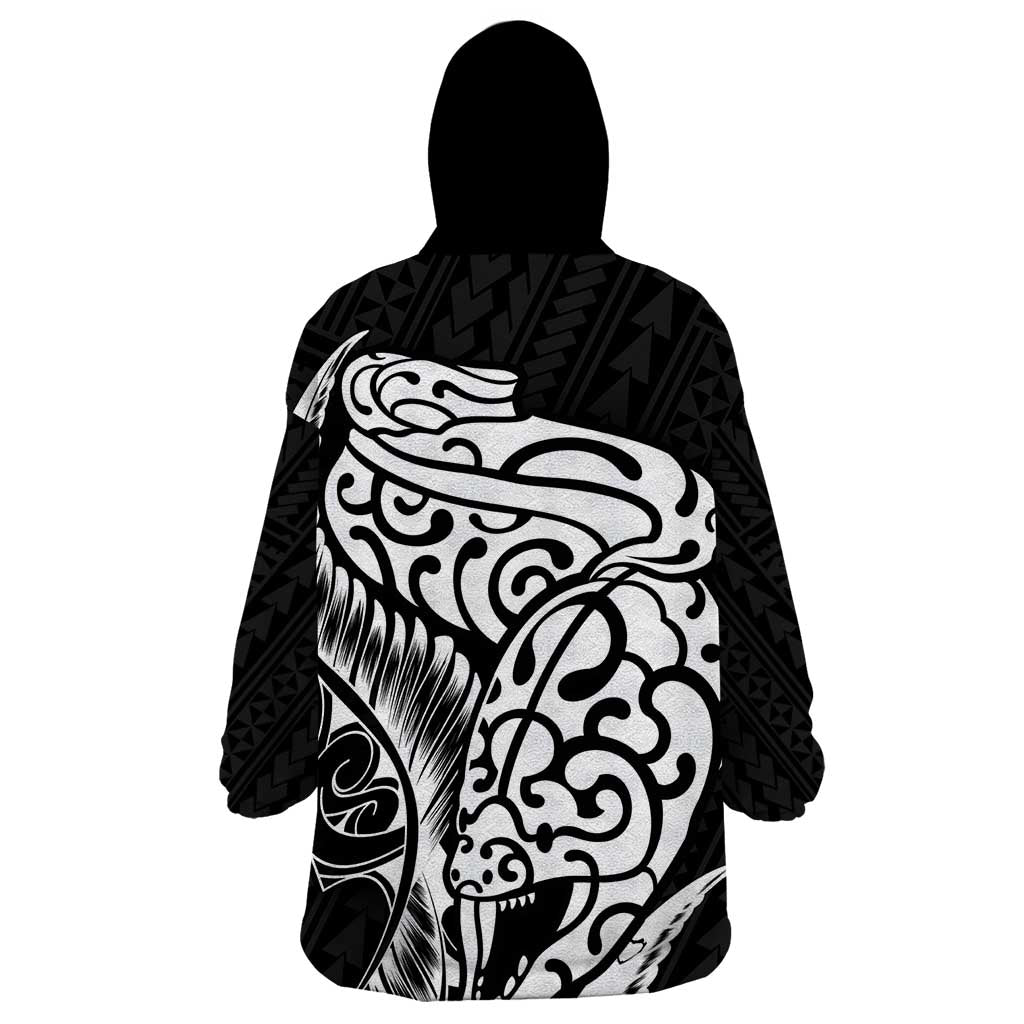 New Zealand Eel Wearable Blanket Hoodie Tuna Aotearoa Maori Patten - Black - Vibe Hoodie Shop