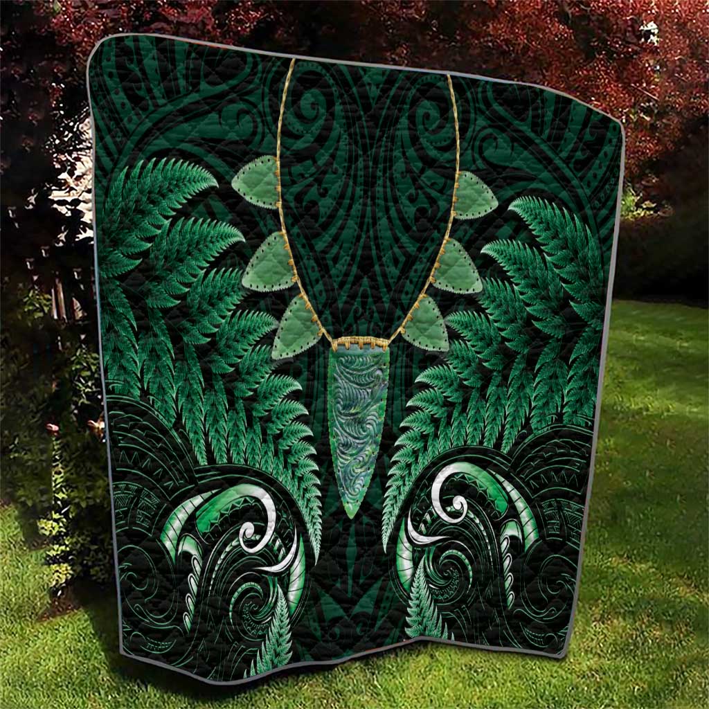 Aotearoa Pounamu Niho Quilt Silver Fern Mix Maori Pattern - Green - Vibe Hoodie Shop