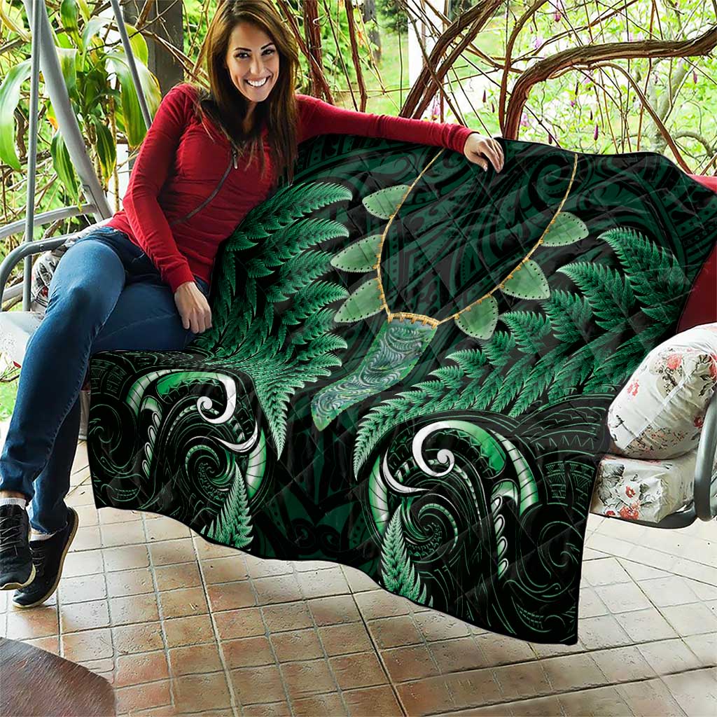 Aotearoa Pounamu Niho Quilt Silver Fern Mix Maori Pattern - Green - Vibe Hoodie Shop