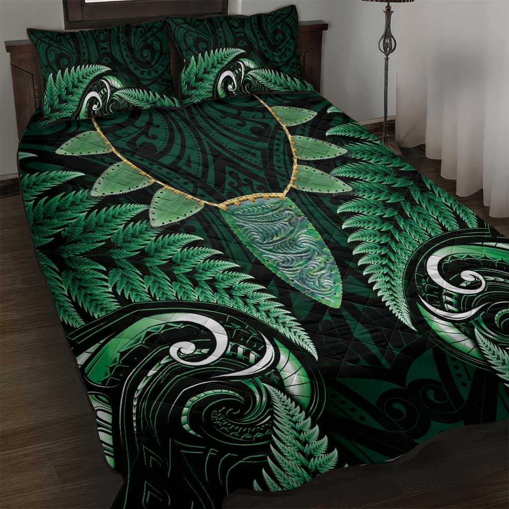 Aotearoa Pounamu Niho Quilt Bed Set Silver Fern Mix Maori Pattern - Green - Vibe Hoodie Shop