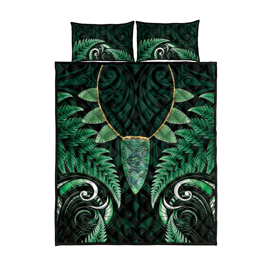 Aotearoa Pounamu Niho Quilt Bed Set Silver Fern Mix Maori Pattern - Green - Vibe Hoodie Shop