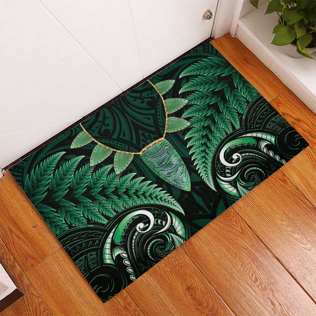 Aotearoa Pounamu Niho Rubber Doormat Silver Fern Mix Maori Pattern - Green