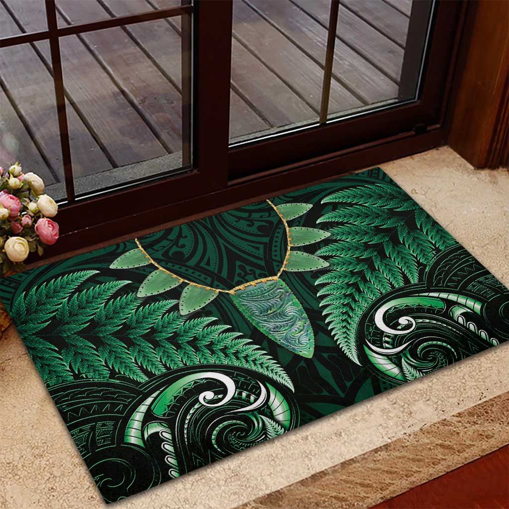 Aotearoa Pounamu Niho Rubber Doormat Silver Fern Mix Maori Pattern - Green