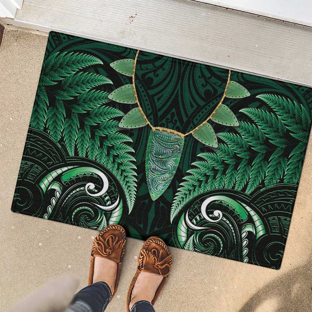 Aotearoa Pounamu Niho Rubber Doormat Silver Fern Mix Maori Pattern - Green