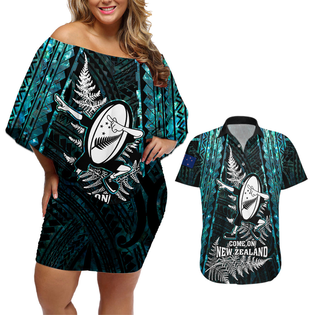 new-zealand-silver-fern-rugby-couples-matching-off-shoulder-short-dress-and-hawaiian-shirt-aotearoa-all-black-dabbing-ball-with-maori-paua-shell