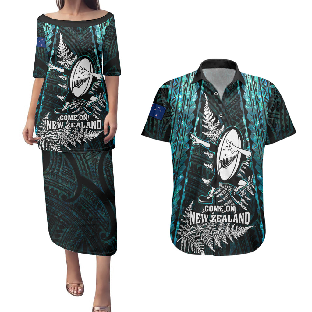 new-zealand-silver-fern-rugby-couples-matching-puletasi-dress-and-hawaiian-shirt-aotearoa-all-black-dabbing-ball-with-maori-paua-shell