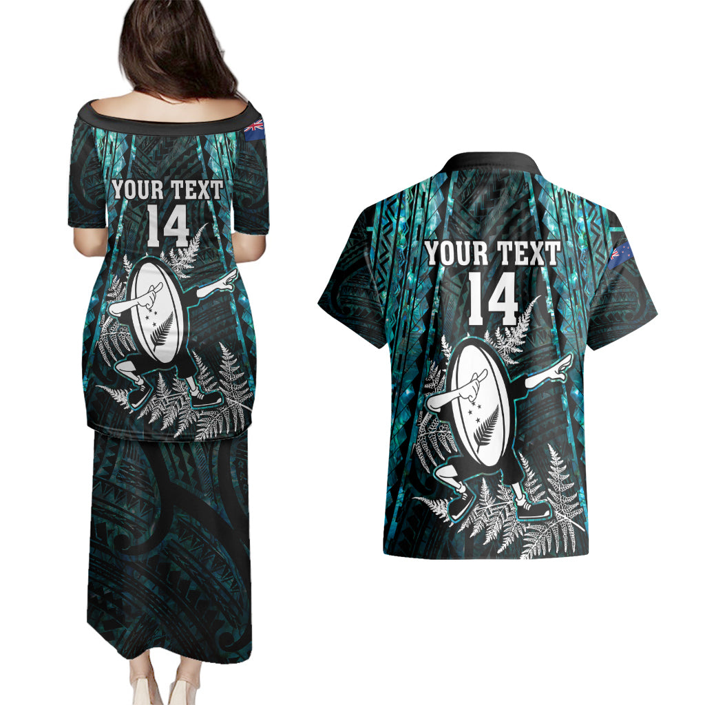 custom-new-zealand-silver-fern-rugby-couples-matching-puletasi-dress-and-hawaiian-shirt-aotearoa-all-black-dabbing-ball-with-maori-paua-shell