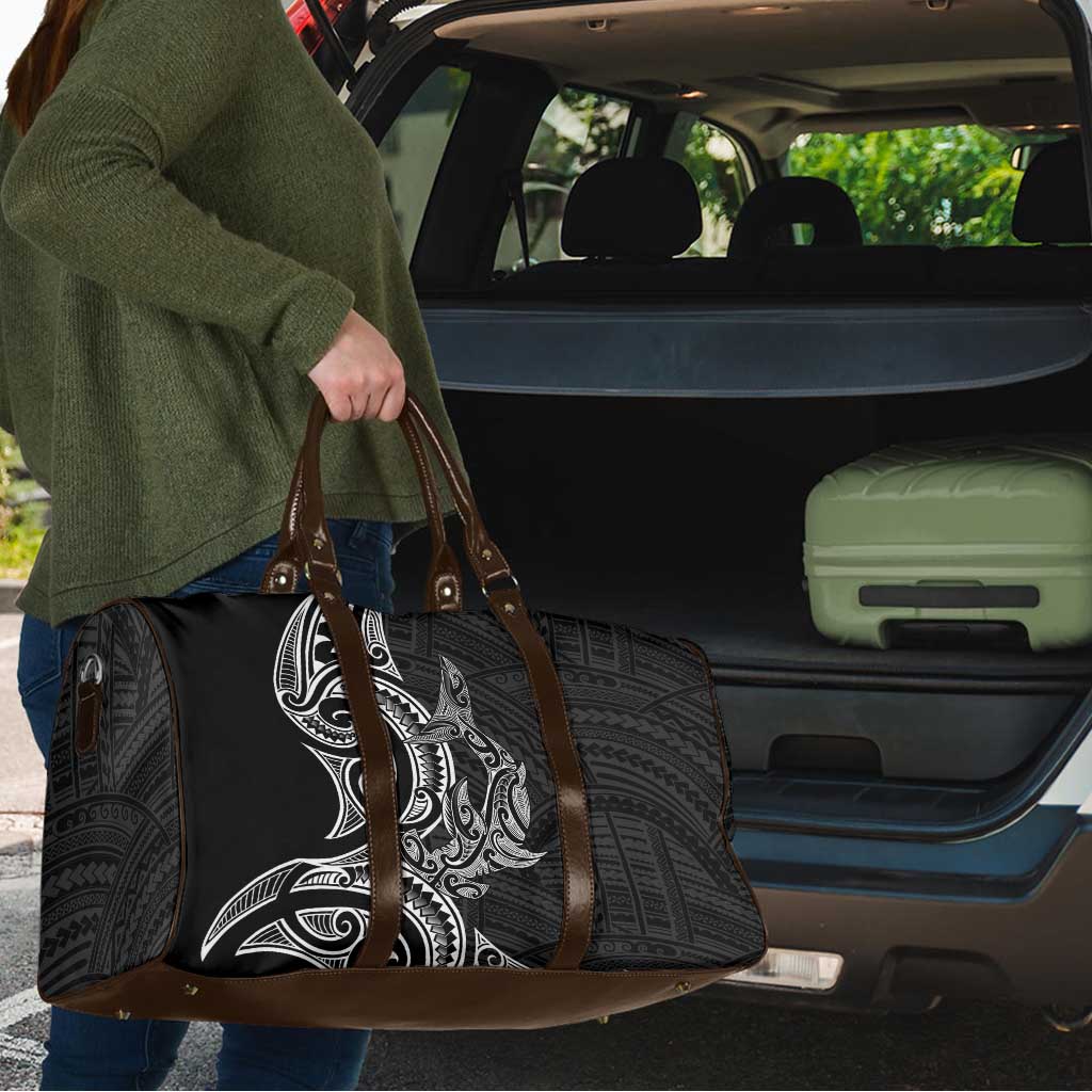 New Zealand Hammerhead Shark Travel Bag Maori Haehae Mangopare Black - Vibe Hoodie
