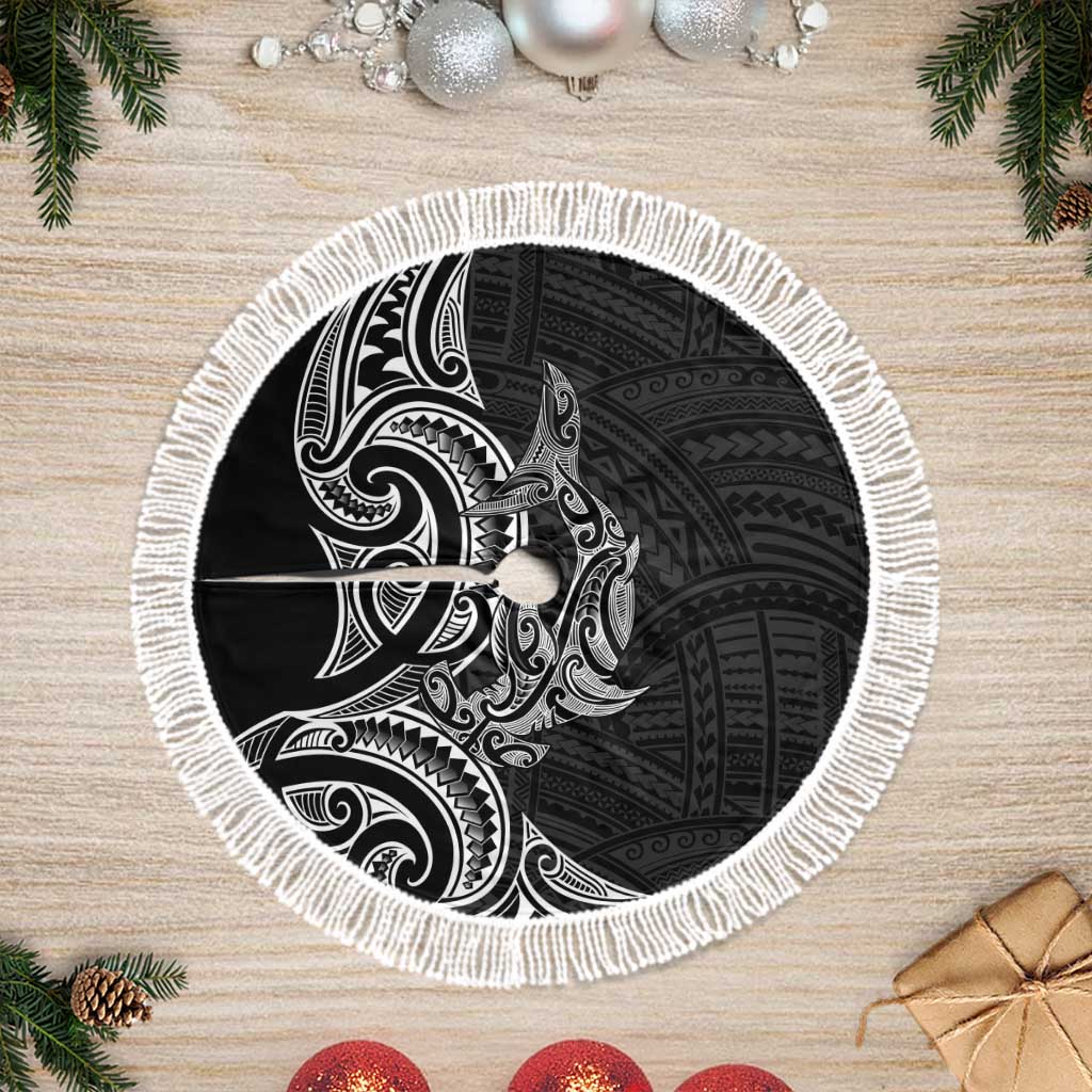 New Zealand Hammerhead Shark Tree Skirt Maori Haehae Mangopare Black - Vibe Hoodie