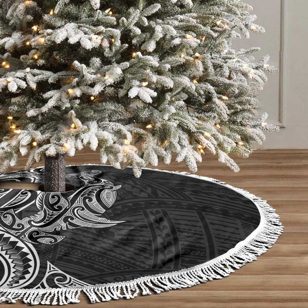 New Zealand Hammerhead Shark Tree Skirt Maori Haehae Mangopare Black - Vibe Hoodie