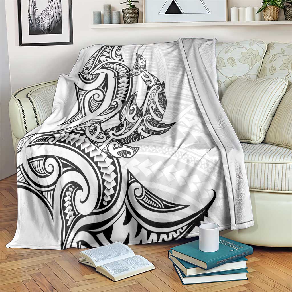 New Zealand Hammerhead Shark Blanket Maori Haehae Mangopare White - Vibe Hoodie
