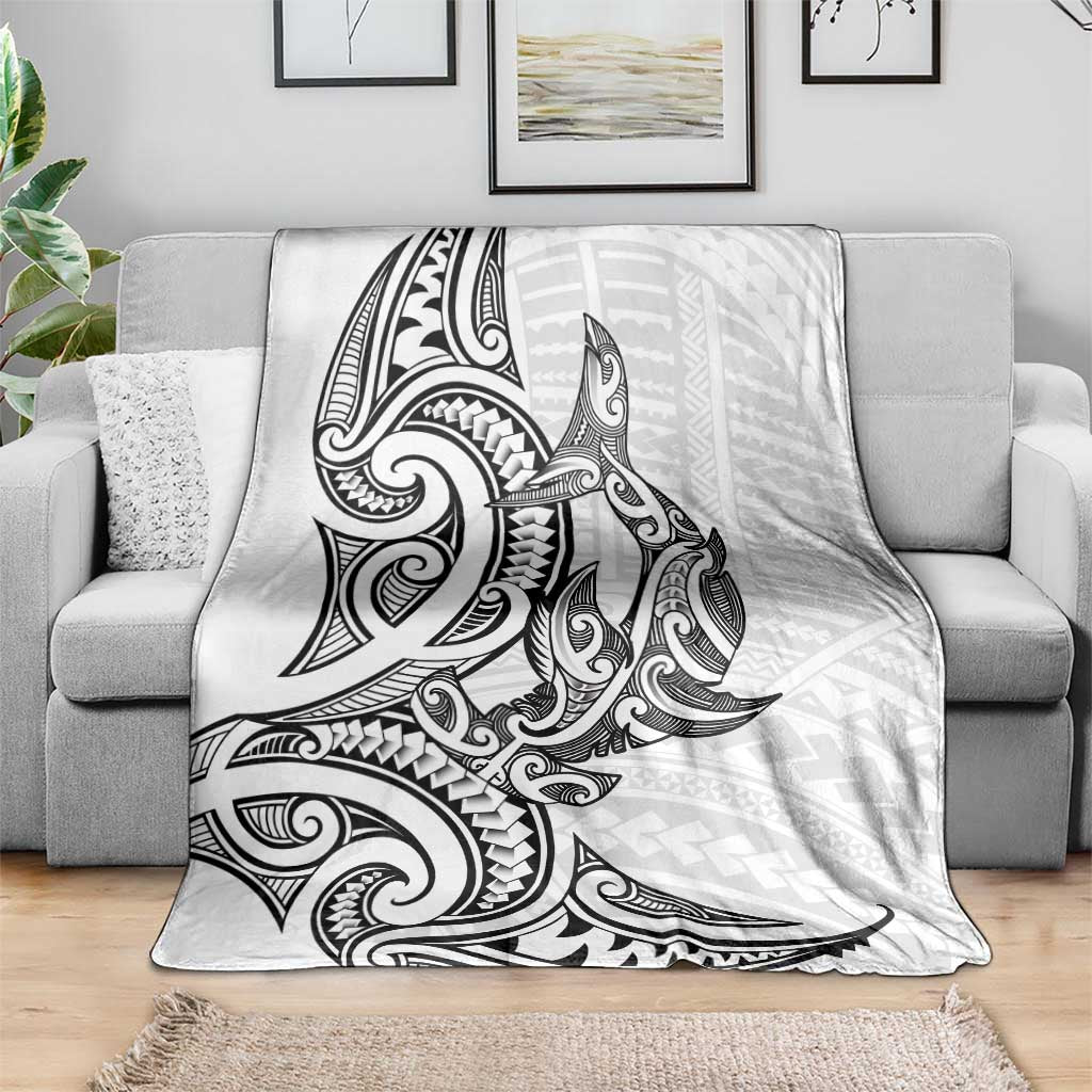 New Zealand Hammerhead Shark Blanket Maori Haehae Mangopare White - Vibe Hoodie