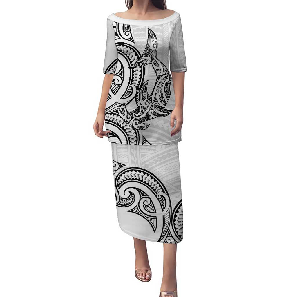 New Zealand Hammerhead Shark Puletasi Maori Haehae Mangopare White - Vibe Hoodie