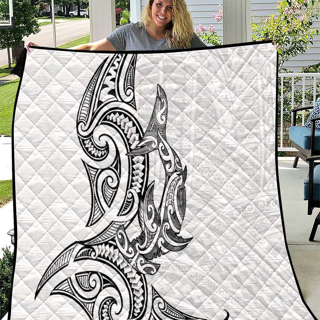 New Zealand Hammerhead Shark Quilt Maori Haehae Mangopare White - Vibe Hoodie