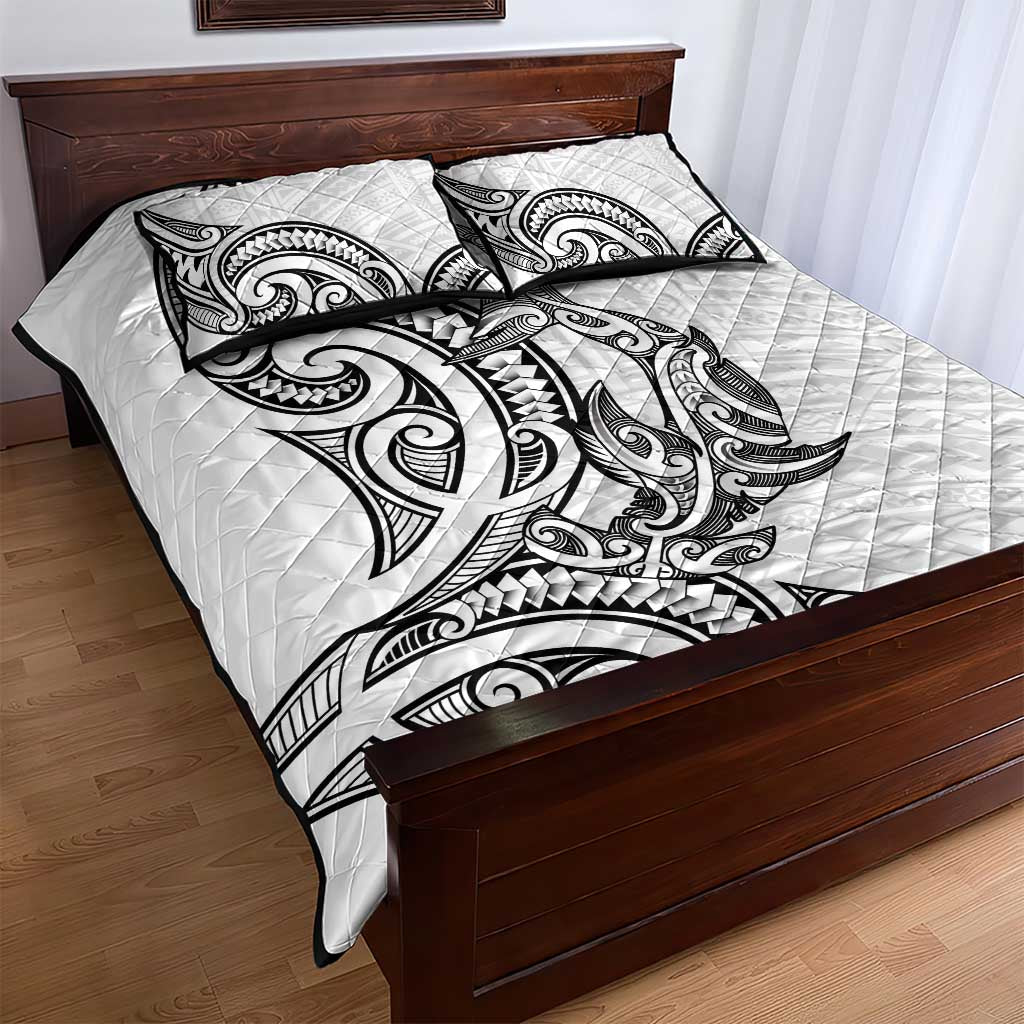 New Zealand Hammerhead Shark Quilt Bed Set Maori Haehae Mangopare White - Vibe Hoodie