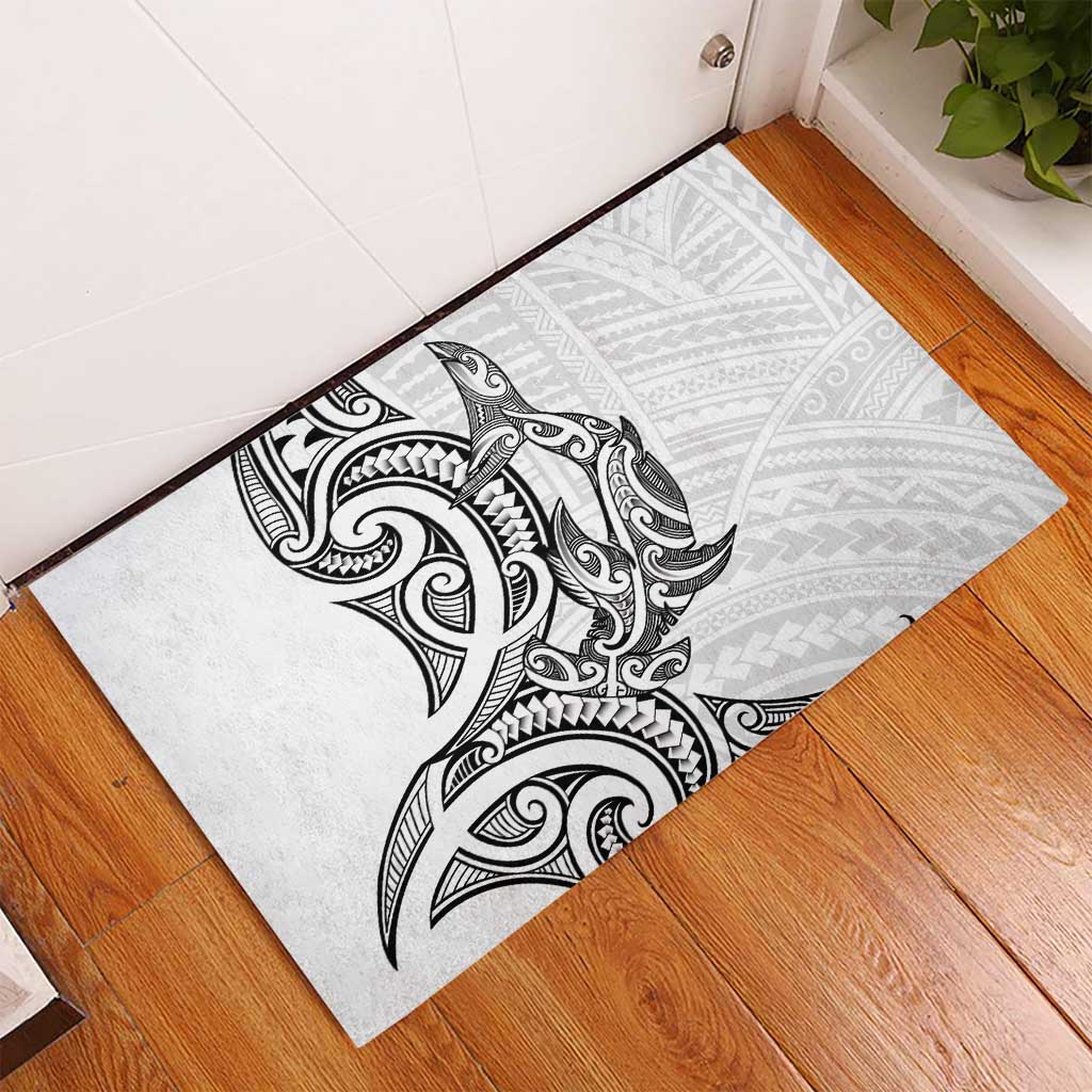 New Zealand Hammerhead Shark Rubber Doormat Maori Haehae Mangopare White - Vibe Hoodie