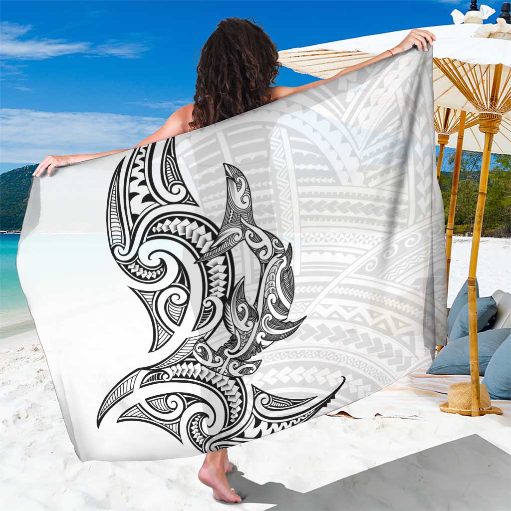 New Zealand Hammerhead Shark Sarong Maori Haehae Mangopare White - Vibe Hoodie