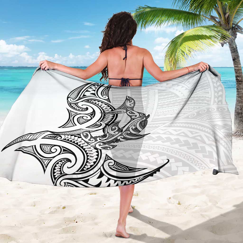 New Zealand Hammerhead Shark Sarong Maori Haehae Mangopare White - Vibe Hoodie