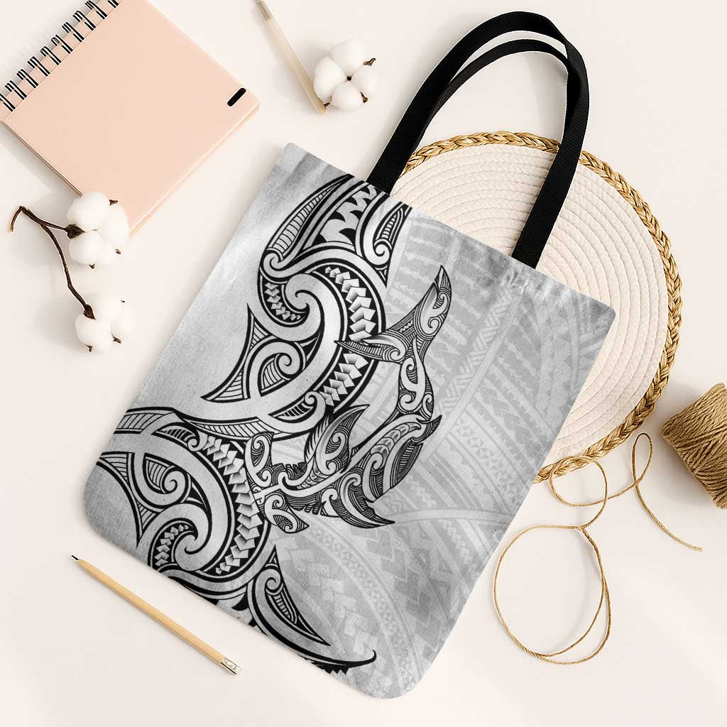New Zealand Hammerhead Shark Tote Bag Maori Haehae Mangopare White - Vibe Hoodie