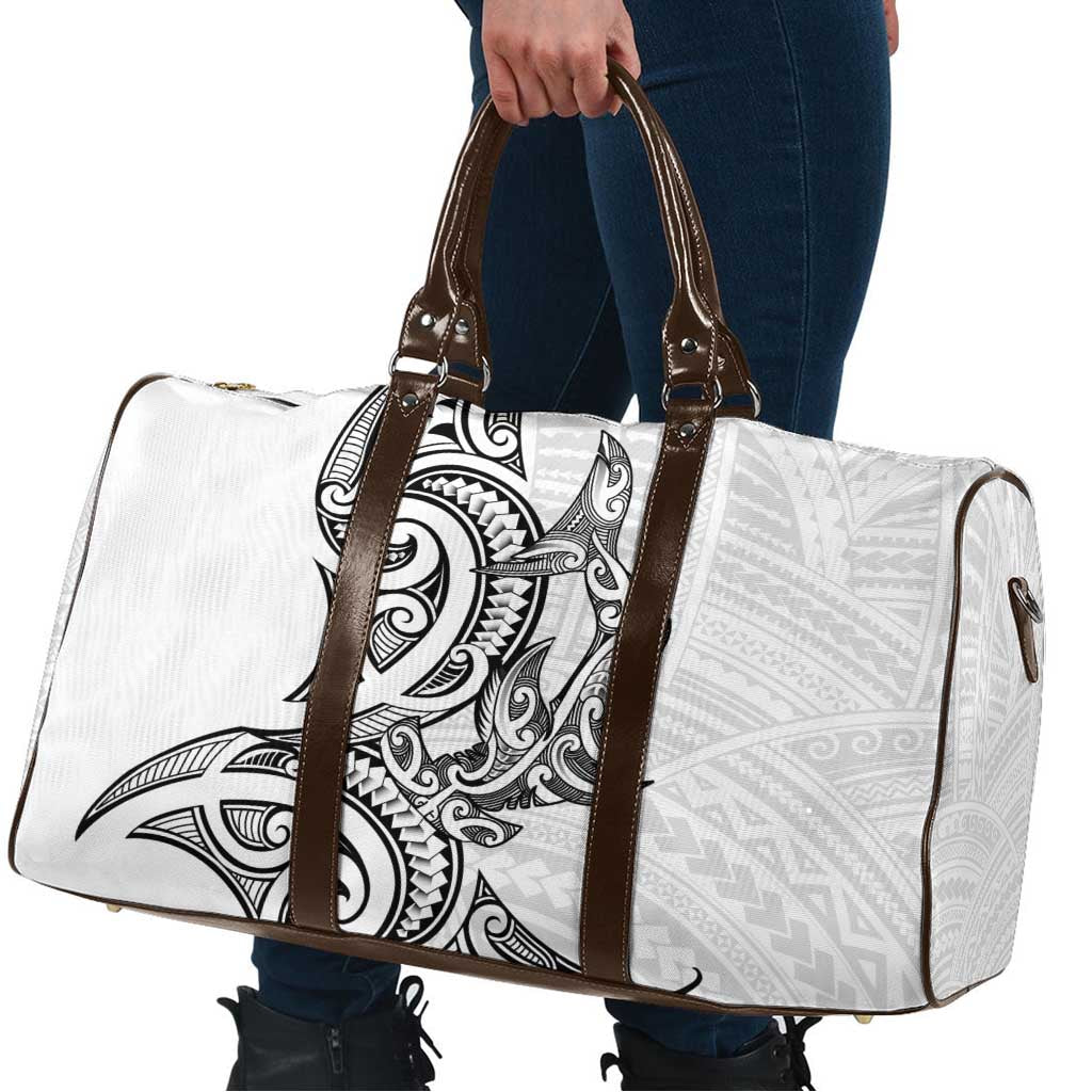 New Zealand Hammerhead Shark Travel Bag Maori Haehae Mangopare White - Vibe Hoodie