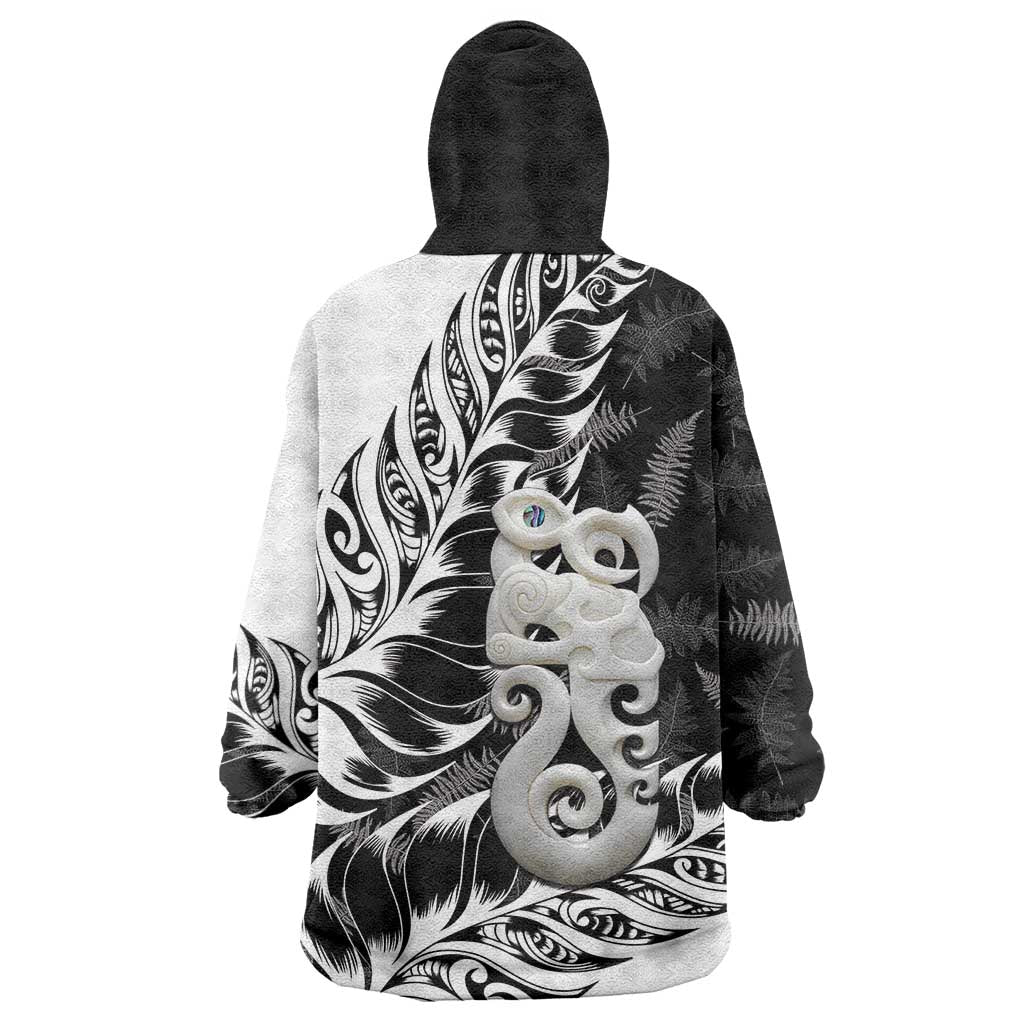 Aotearoa Manaia NZ Maori Silver Fern Wearable Blanket Hoodie - Vibe Hoodie Shop